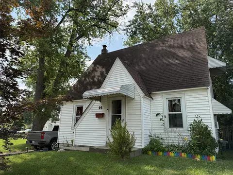 26 Edna Ave, Pontiac, MI 48341