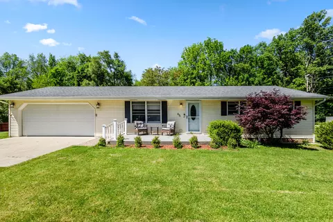 65 W Hallett St, Hillsdale, MI 49242