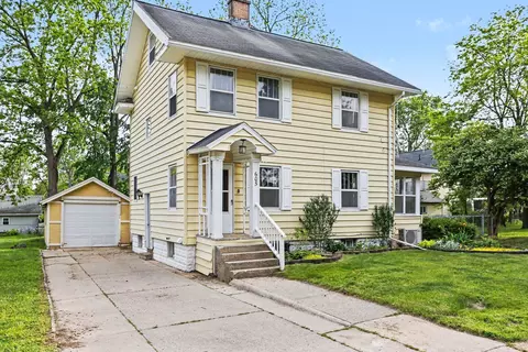 Exterior - 605 Colfax St, Jackson, MI 49203 photo 4 of 10