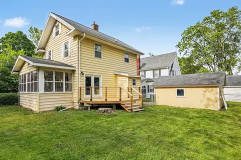 Exterior - 605 Colfax St, Jackson, MI 49203 photo 7 of 10