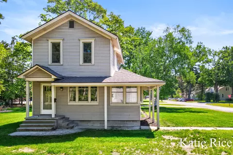 Exterior - 220 Elliott St, Whitehall, MI 49461 photo 10 of 11