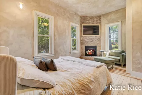 Bedroom - 220 Elliott St, Whitehall, MI 49461 photo 1 of 5