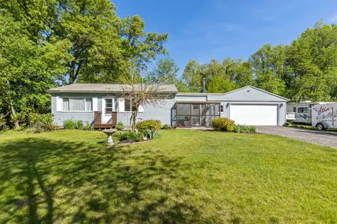 17270 Apache Trl, Howard City, MI 49329