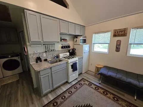 1389 S Oak Ave, White Cloud, MI 49349 photo 8