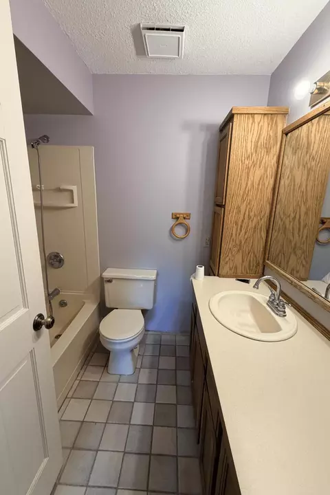Bath - 755 Grindle Dr SE, Lowell, MI 49331 photo 2 of 2