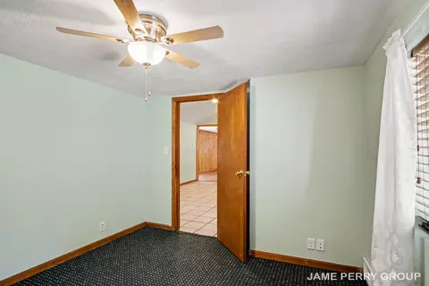 Bedroom - 940 S Woodruff Dr S, Stanton, MI 48888 photo 4 of 4