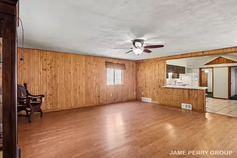 Living - 940 S Woodruff Dr S, Stanton, MI 48888 photo 3 of 3