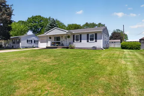 Exterior - 5650 Poplar Dr, Jackson, MI 49201 photo 2 of 16