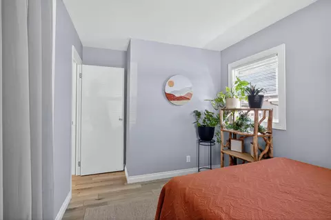 Bedroom - 5650 Poplar Dr, Jackson, MI 49201 photo 3 of 6