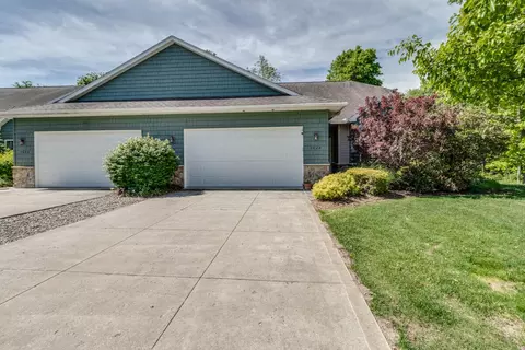 7024 Green Ridge Blvd, Battle Creek, MI 49017