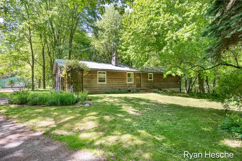 8775 W Peck Lake Rd, Saranac, MI 48881
