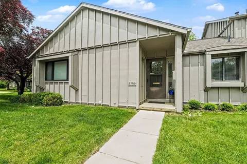 3750 Cedaridge Rd, Kalamazoo, MI 49008