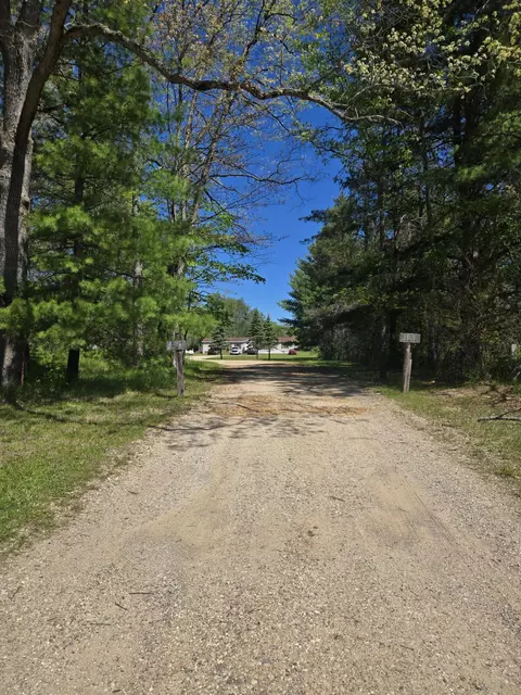 3384 E 56th St, Chase, MI 49623