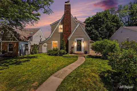 1808 Rossman Ave SE, Grand Rapids, MI 49507