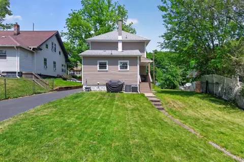 Exterior - 439 Madison St, Jackson, MI 49202 photo 8 of 10