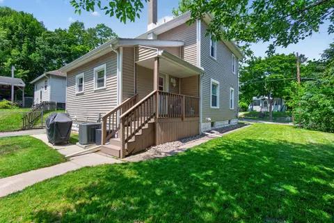 Exterior - 439 Madison St, Jackson, MI 49202 photo 6 of 10