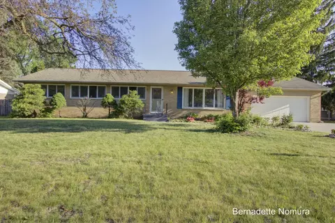 1906 Andrew St SE, Grand Rapids, MI 49508