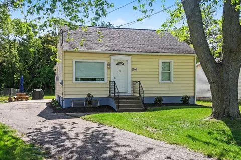 1164 Center St, Muskegon, MI 49442