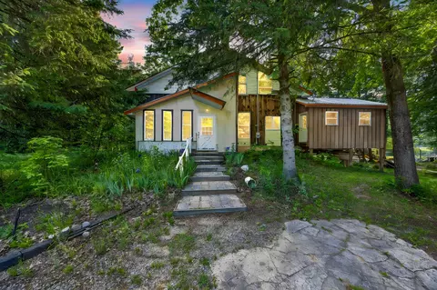 3007 Riverview Dr, Hersey, MI 49639