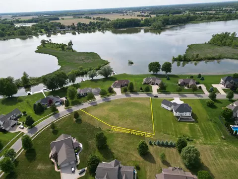 326 Northshore Dr, Coldwater, MI 49036