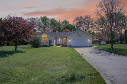 133 Avery Dr, Hanover, MI 49241