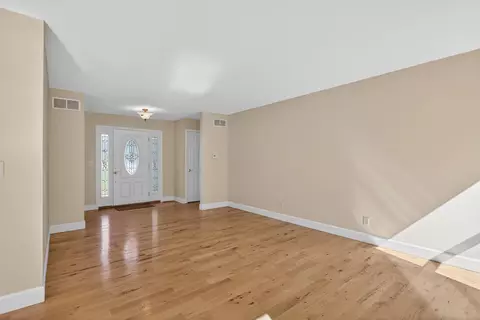 133 Avery Dr, Hanover, MI 49241 photo 8