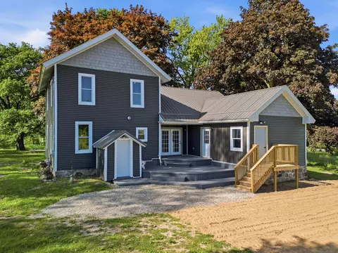 4578 9 Mile Rd, Remus, MI 49340