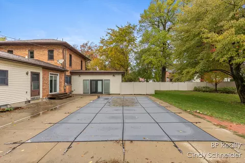 Exterior - 282 N Centre St, Marcellus, MI 49067 photo 3 of 8