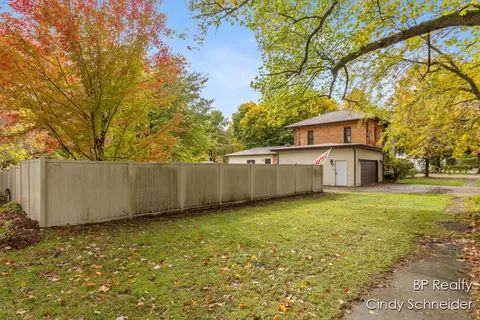 Exterior - 282 N Centre St, Marcellus, MI 49067 photo 2 of 8