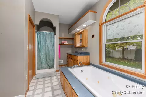Bath - 282 N Centre St, Marcellus, MI 49067 photo 2 of 6