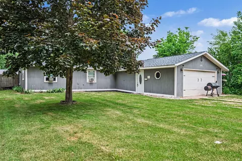 145 W Lafayette St, Constantine, MI 49042
