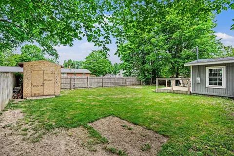 Exterior - 145 W Lafayette St, Constantine, MI 49042 photo 2 of 5
