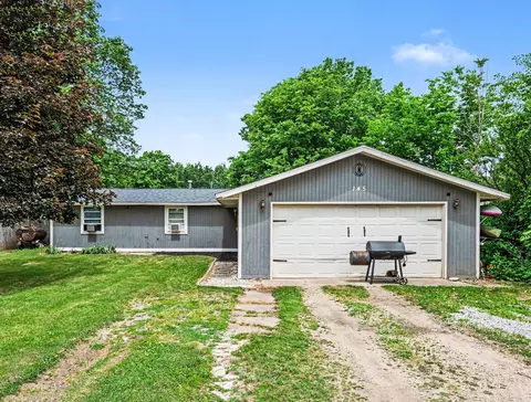 Exterior - 145 W Lafayette St, Constantine, MI 49042 photo 1 of 5