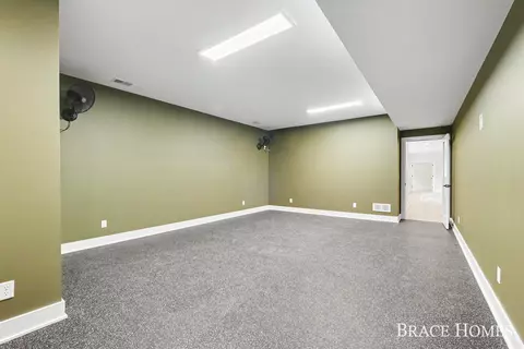 8761 Bailey Dr NE, Ada, MI 49301 photo 27