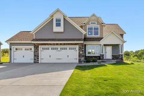 8637 Petoskey St, Kalamazoo, MI 49009
