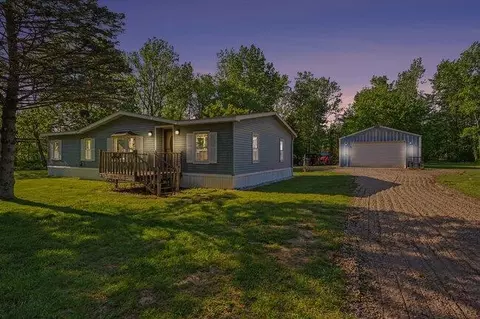 71117 County Road 384, South Haven, MI 49090