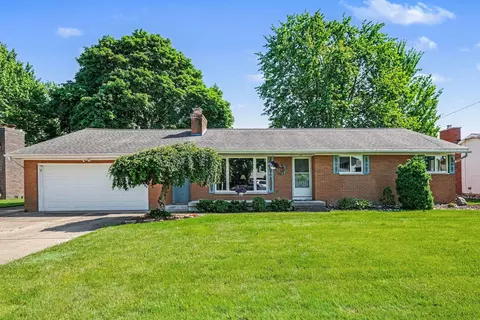 4498 Lucas Dr SW, Grandville, MI 49418