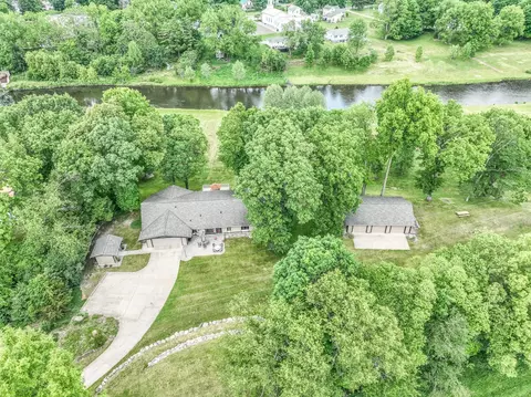 173 S Main St, Ceresco, MI 49033