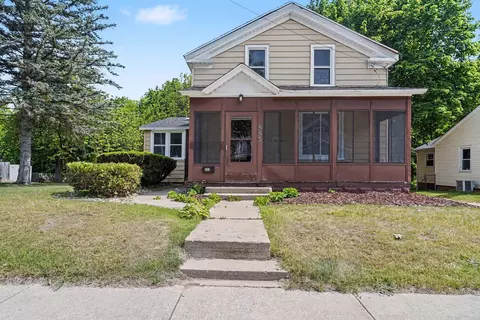 553 Ely St, Allegan, MI 49010