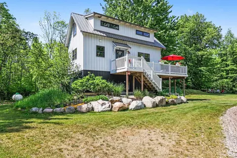 6830 N 120th Ave, Hart, MI 49420
