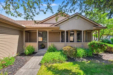 2271 Bridle Creek St SE, Kentwood, MI 49508
