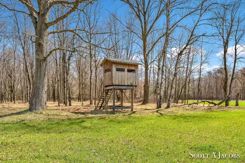 Exterior - 1125 Chaput Dr, Sears, MI 49679 photo 10 of 17