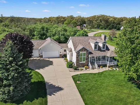7928 Spring Hvn, Kalamazoo, MI 49009
