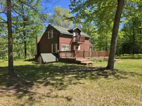 382 W Morgan Dr, Luther, MI 49656