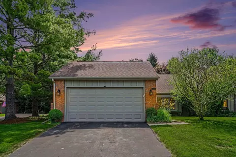 213 Raintree Cir #55, Kalamazoo, MI 49006