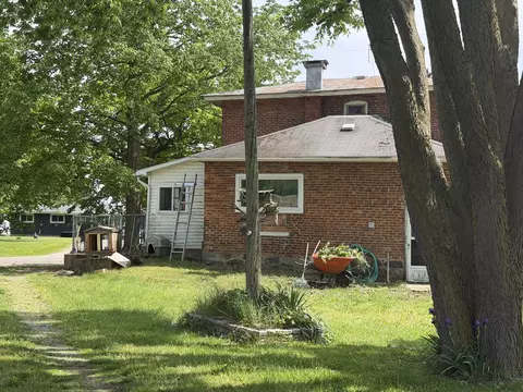 118 E Chicago Rd, Coldwater, MI 49036