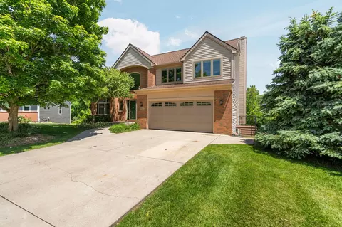2580 Northridge Ct, Ann Arbor, MI 48108