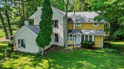 10241 Bair Lake St, Three Rivers, MI 49093