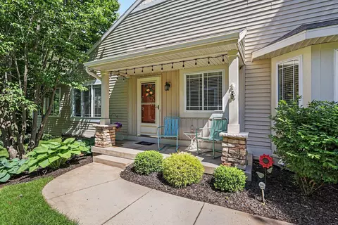 7373 Cactus Cv SW, Byron Center, MI 49315