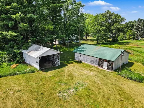Exterior - 17650 Heimbach Rd, Three Rivers, MI 49093 photo 9 of 15